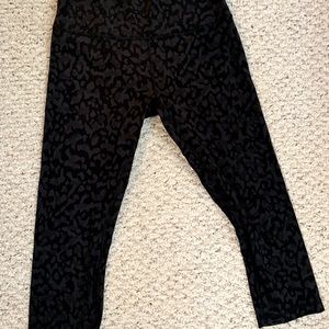 Lululemon Align High Rise Crop 21”